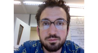 screen glare on eyeglasses