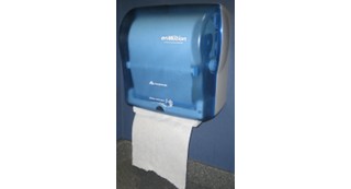 automatic paper towel dispenser